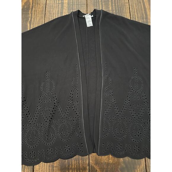 Chico’s Embroidered Eyelet sweater Ruana size SM - Picture 8 of 13